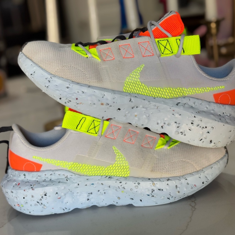 Nike Crater Impact Women’s 8.5